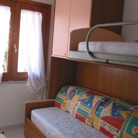Tanaunella Via Nestore 31 Apartamento