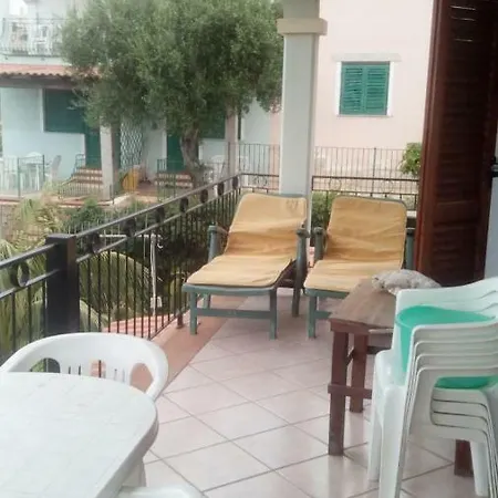 Tanaunella Via Nestore 31 Apartamento Budoni